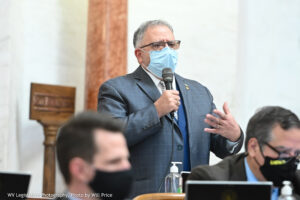 Senate OKs bill to prohibit union dues deductions from public employee paychecks; goes back to House